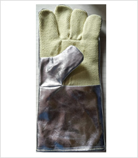  Heat Resistant Gloves